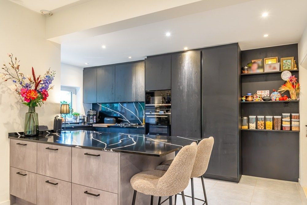 STIJLVOLLE VILLA OP EEN TOPLOCATIE IN NEERHAREN-LANAKEN !  foto 11