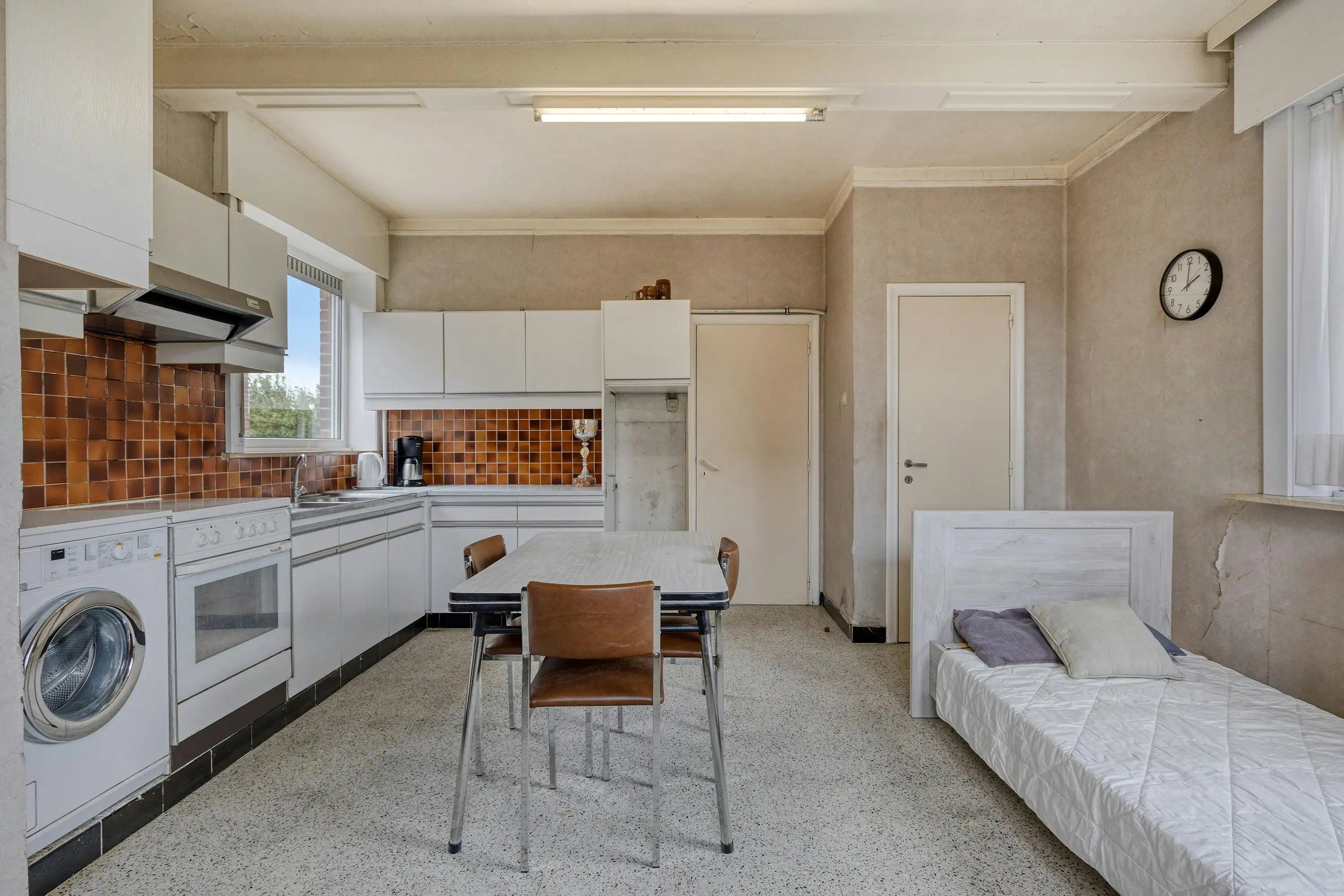 Te renoveren woning met opslag en landelijk zicht op 3635m² foto 10