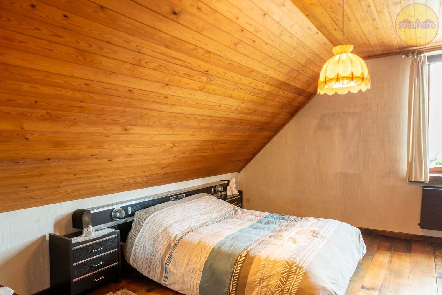 Karaktervolle woning met 6 slaapkamers op een ruim perceel van 21a 73ca foto 19