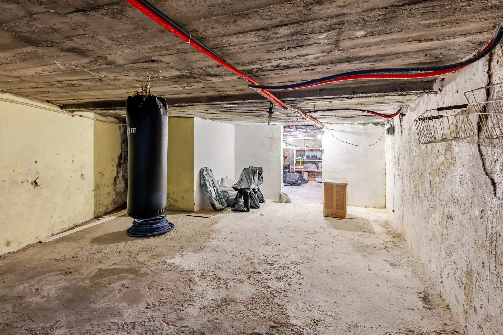 Top gerenoveerde woning met 3 slks op gunstige ligging foto 20