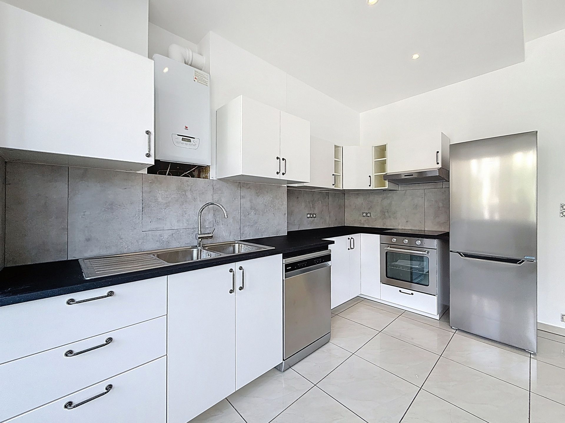 Prox. Tour en Taxi, mooi appartement 1 slaapkamer van ± 63m² foto 7