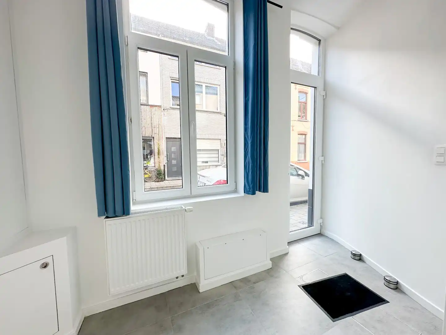 Instapklare stadswoning met 3 slaapkamers en stadskoer in Gent foto 2