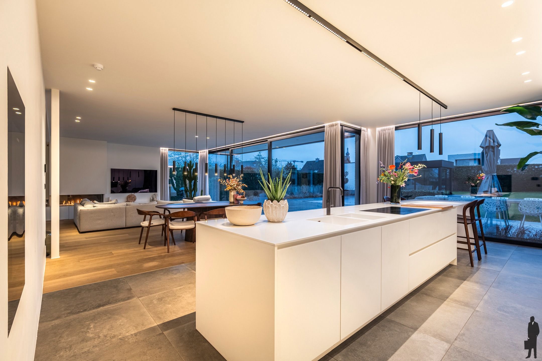 Luxe villa met zwembad en poolhouse vlakbij het centrum van Hoogstraten. foto 12