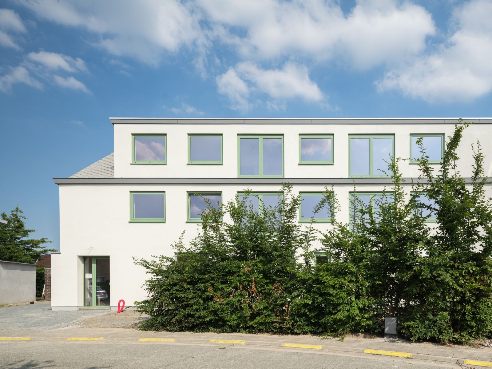 Gerenoveerd 3 slpk appartement met terras te Destelbergen foto 17