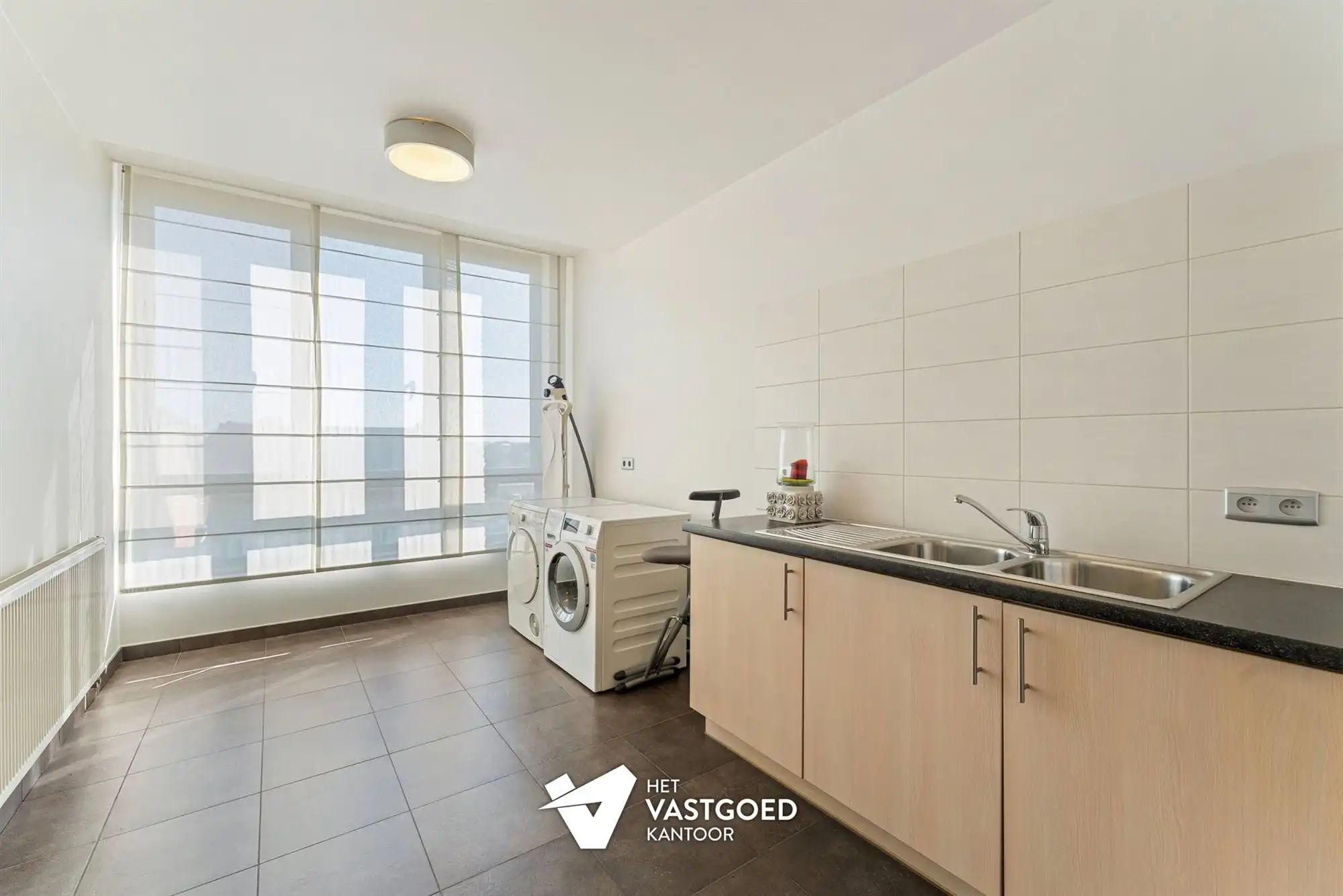 ZEER RUIME PENTHOUSE (340M²) IN UITSTEKENDE STAAT MET 3 TERRASSEN TE TESSENDERLO CENTRUM foto 17