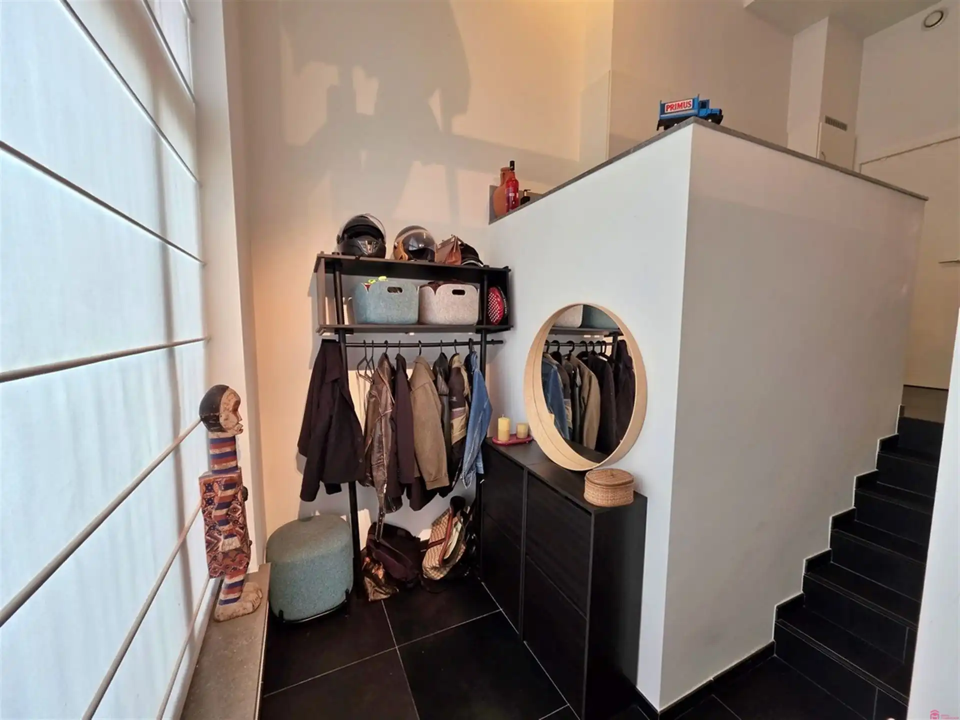 Gelijkvloers appartement met autostaanplaats foto 3