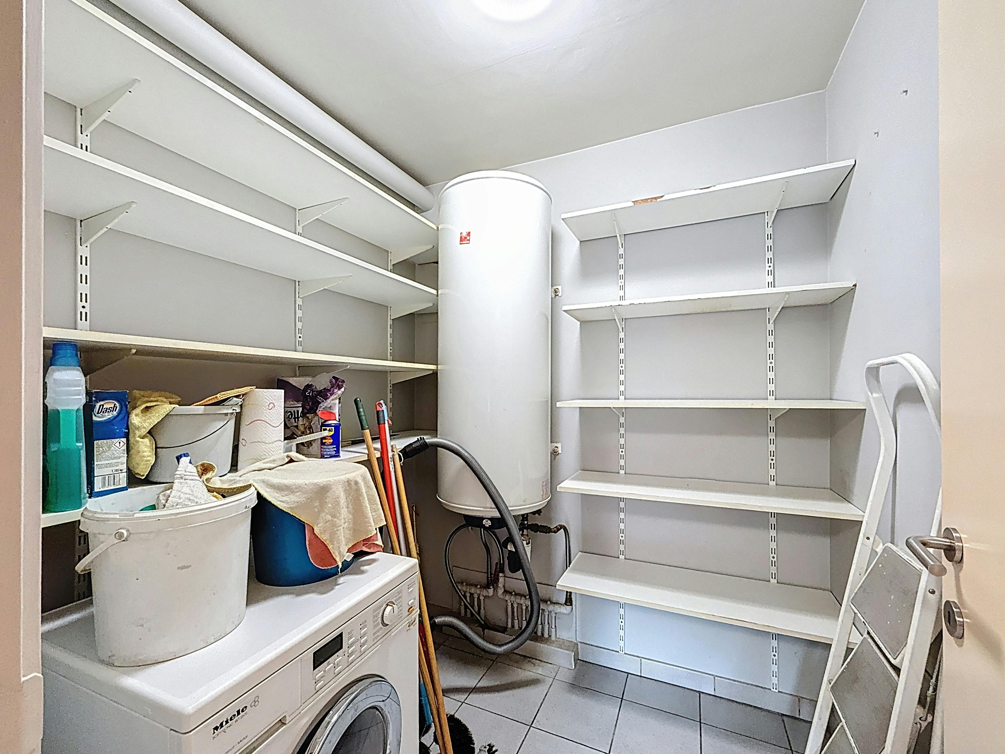 Appartement te koop in het centrum van Sint-Eloois-Vijve foto 13