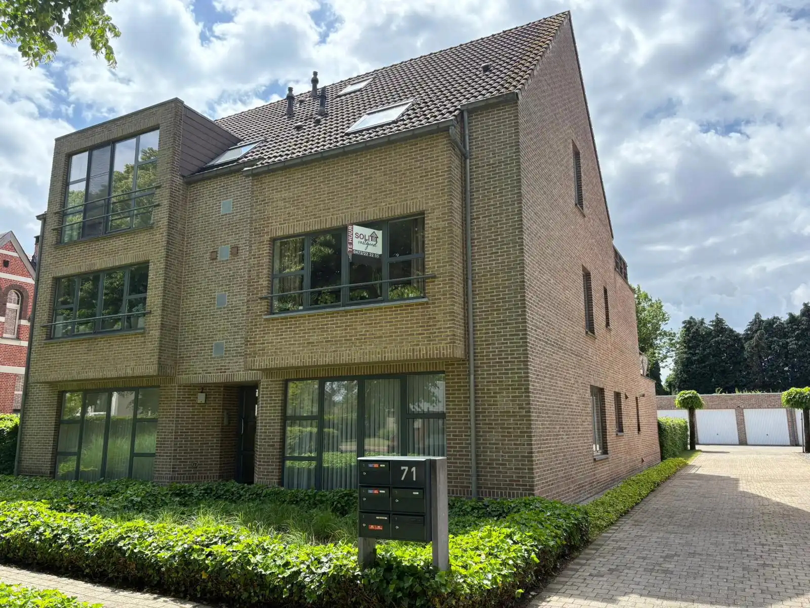 Appartement met 2 slaapkamers en ruim terras foto {{pictureIndex}}