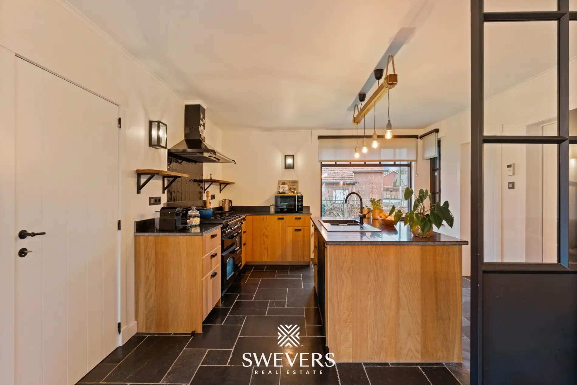 Instapklare en energiezuinige woning met zonnige Zuid-Westtuin te Ham foto 13