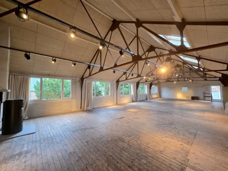 Polyvalente ruimte te huur foto 2