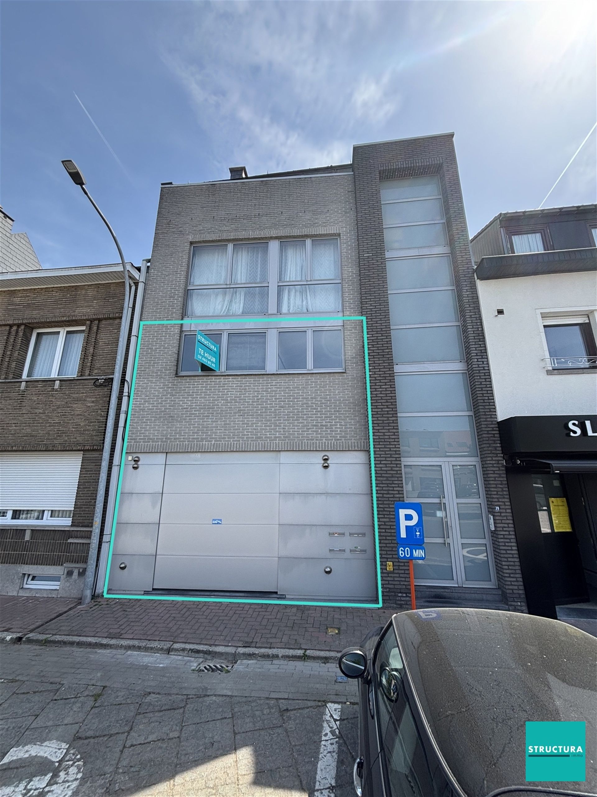 Appartement met 3 kamers en ruime garage in centrum Merchtem foto 3