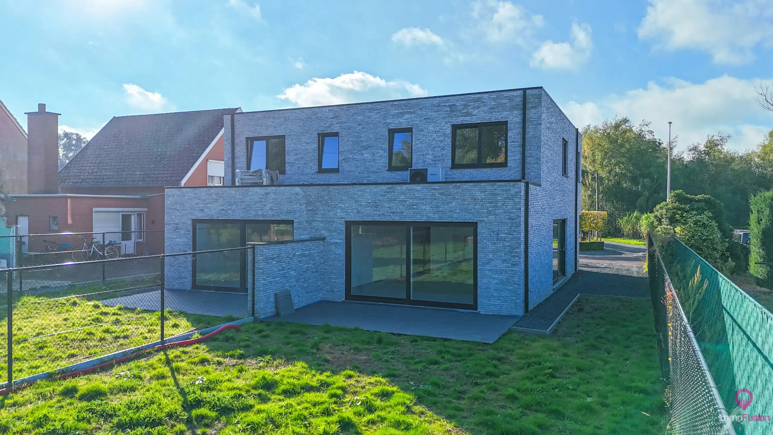 Praktische nieuwbouwwoning met 3 slpks in rustige straat! foto 36