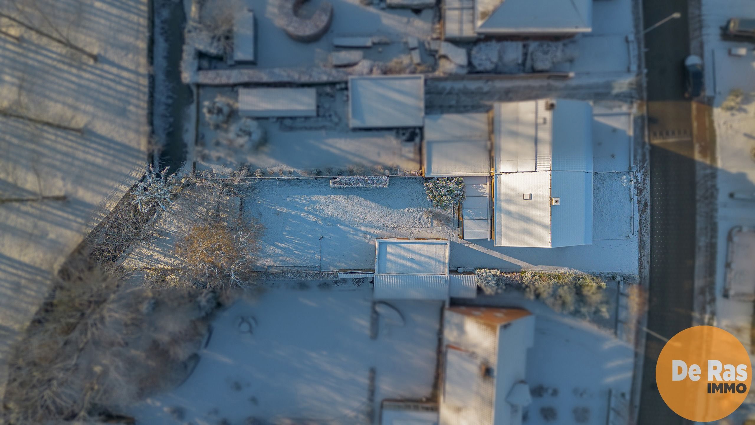 LEDE - Halfopen bebouwing met sterke basis en potentieel foto 2