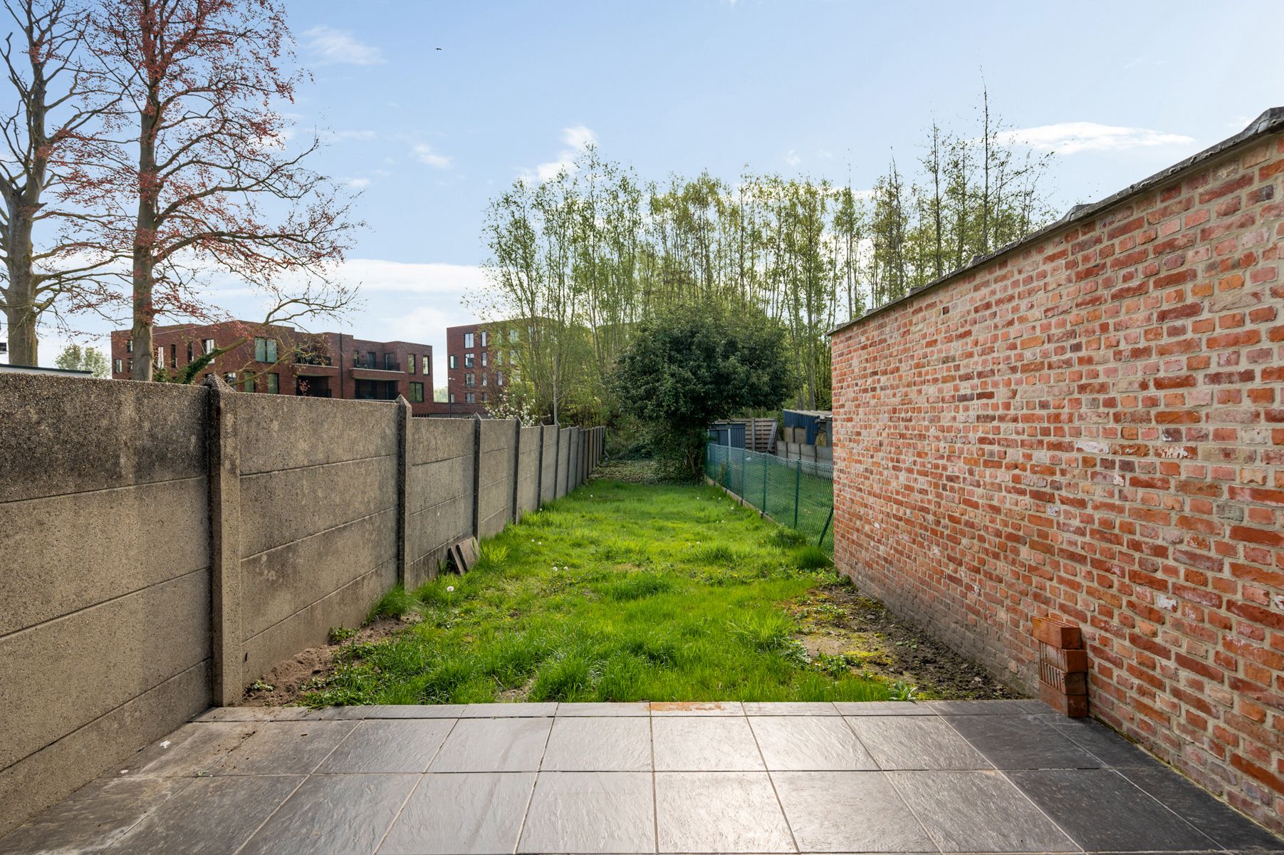 Instapklare eengezinswoning met 2 à 3 slaapkamers en tuin. foto 18