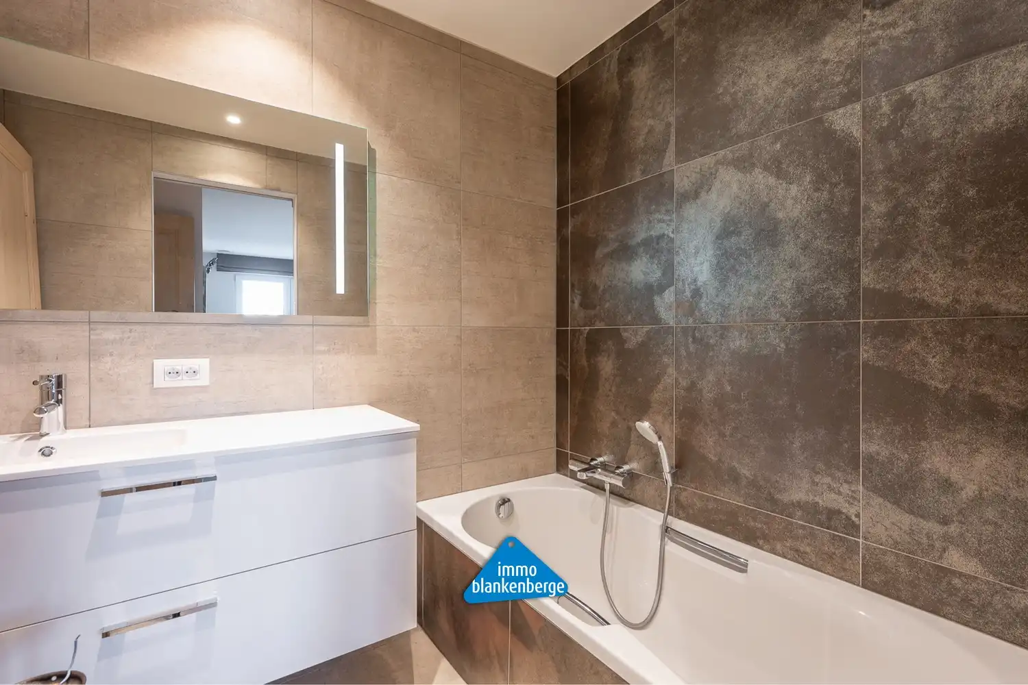 Prachtig instapklaar appartement met zicht op de jachthaven van Blankenberge foto 16