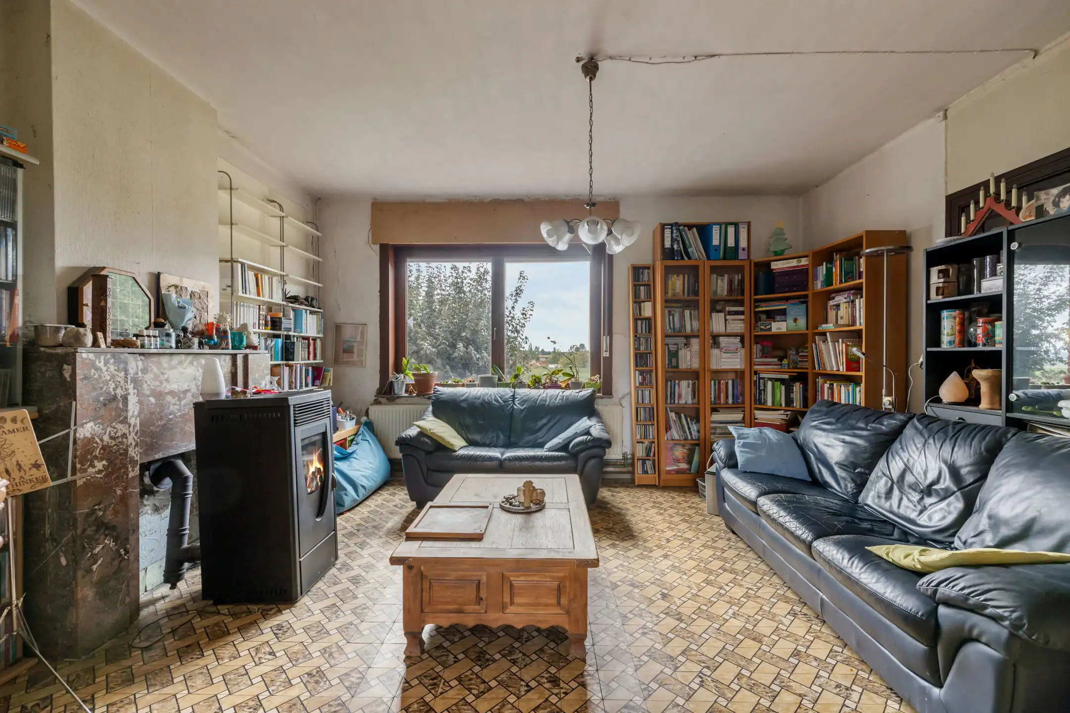 Gezellige woning met  grote tuin en open zicht  op 11a 70ca foto 12