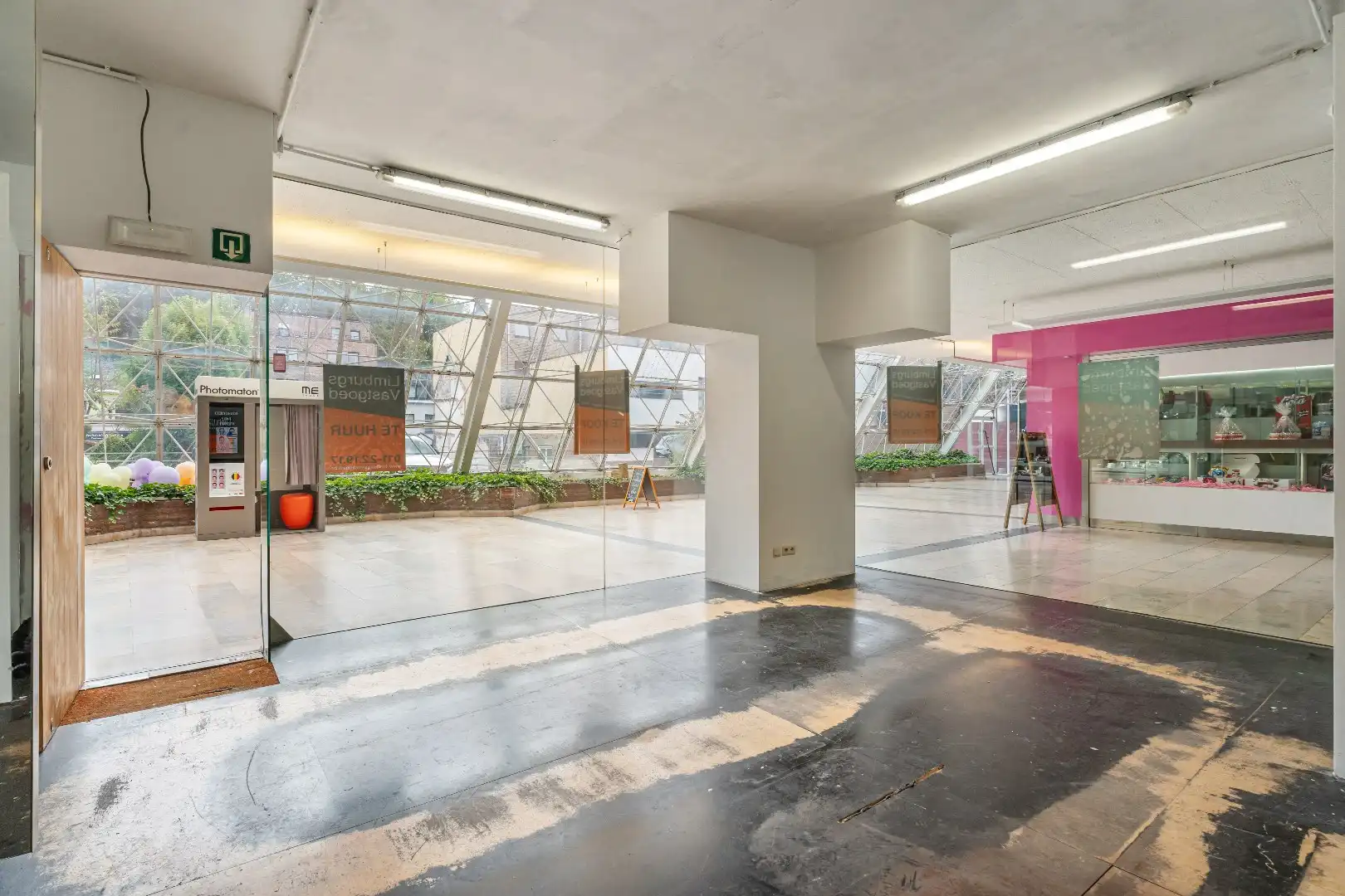Commercieel uitstekend gelegen handelspand, 39m² foto 4