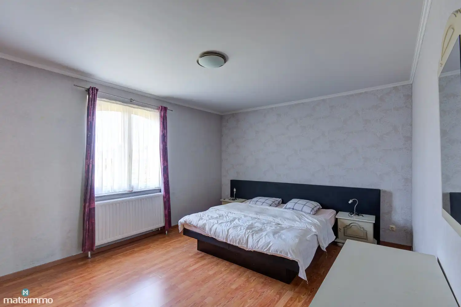 VERZORGDE EN VOLLEDIG GELIJKVLOERS INGERICHTE GEZINSWONING MET 3 SLAAPKAMERS EN TUIN IN RIEMST foto 24