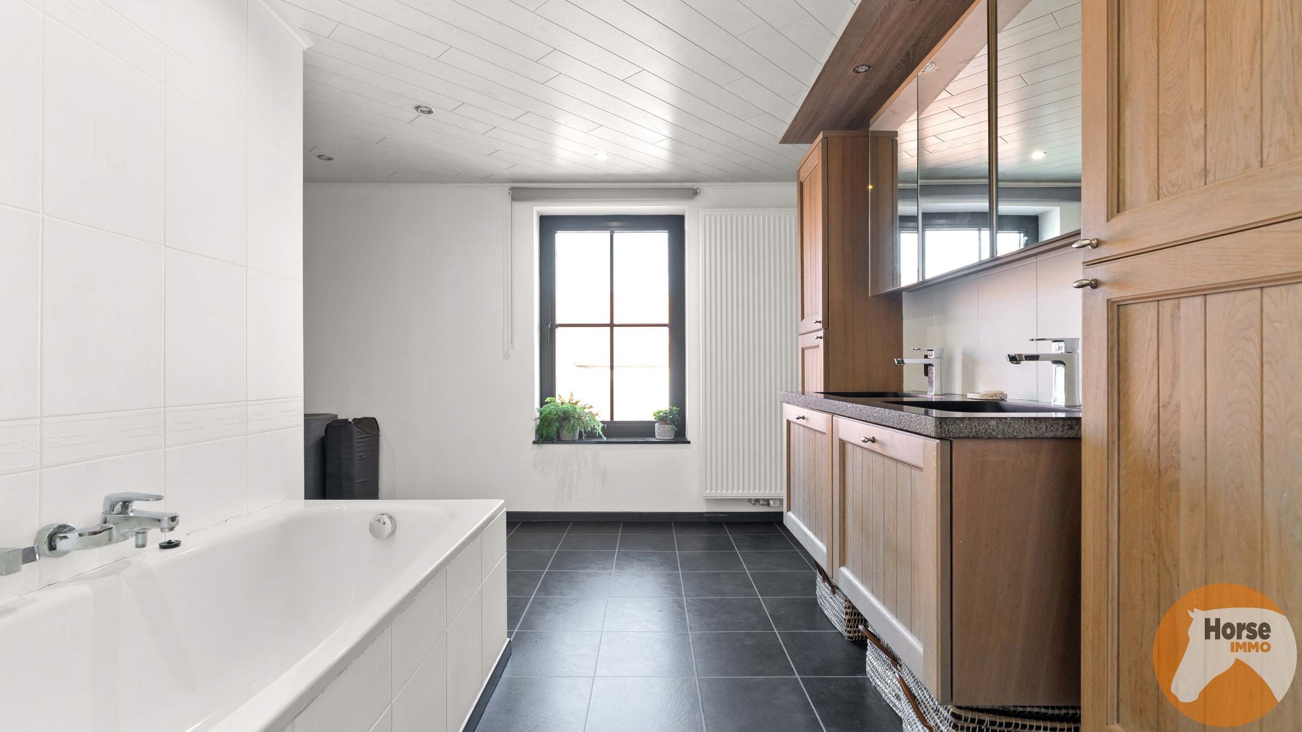 PEPINGEN - Smaakvol gerenoveerde hoeve met aanpalende weide  foto 15
