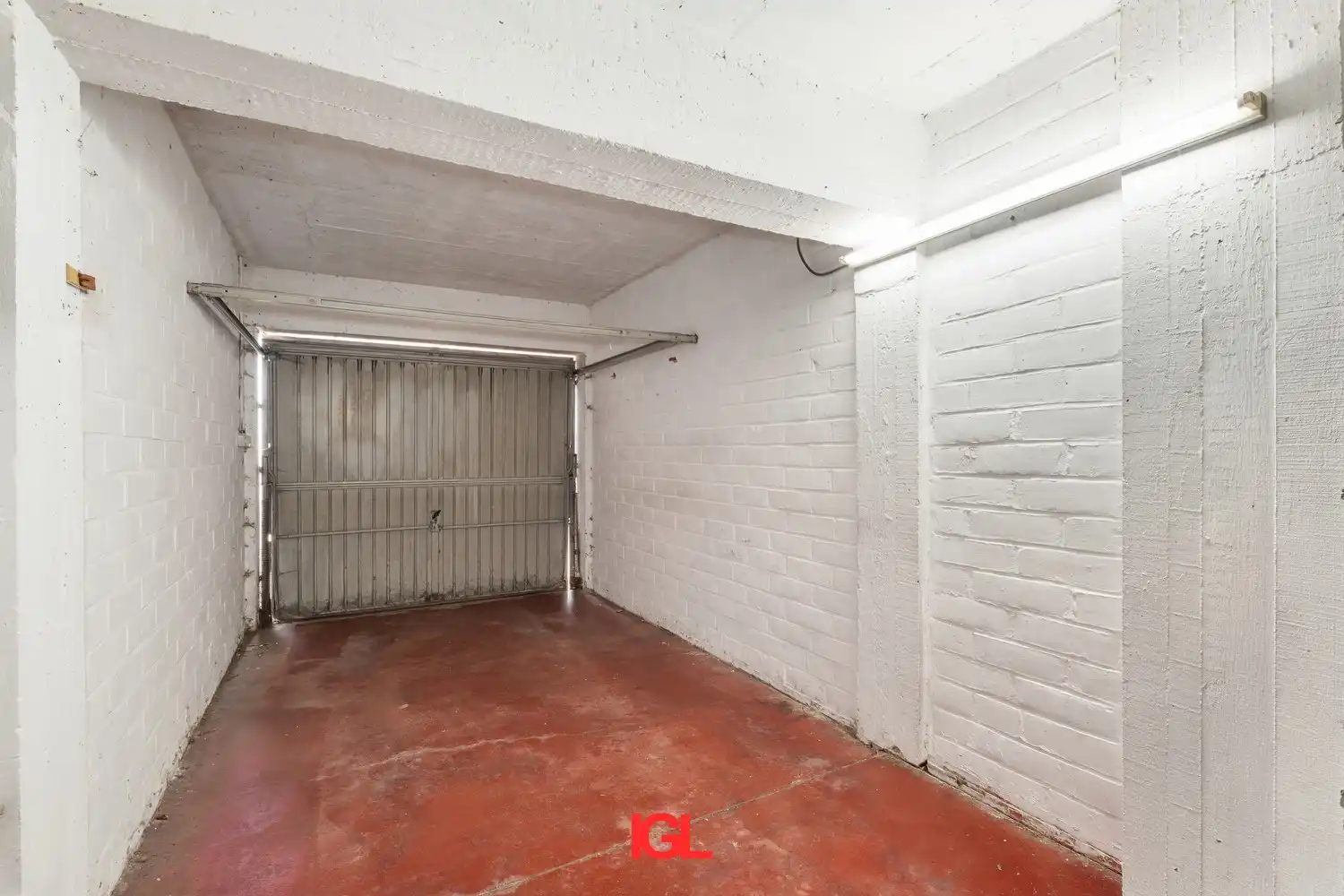 Ruim 3-kamer appartement met garage nabij het centrum van Halle foto 12