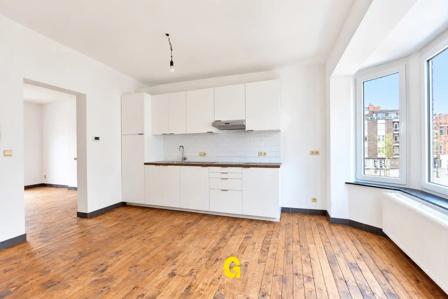 Netjes gerenoveerde duplex met twee slaapkamers en terras op mooie locatie in het centrum van Tongeren - GEEN BIJKOMENDE GEM. ONKOSTEN foto 8