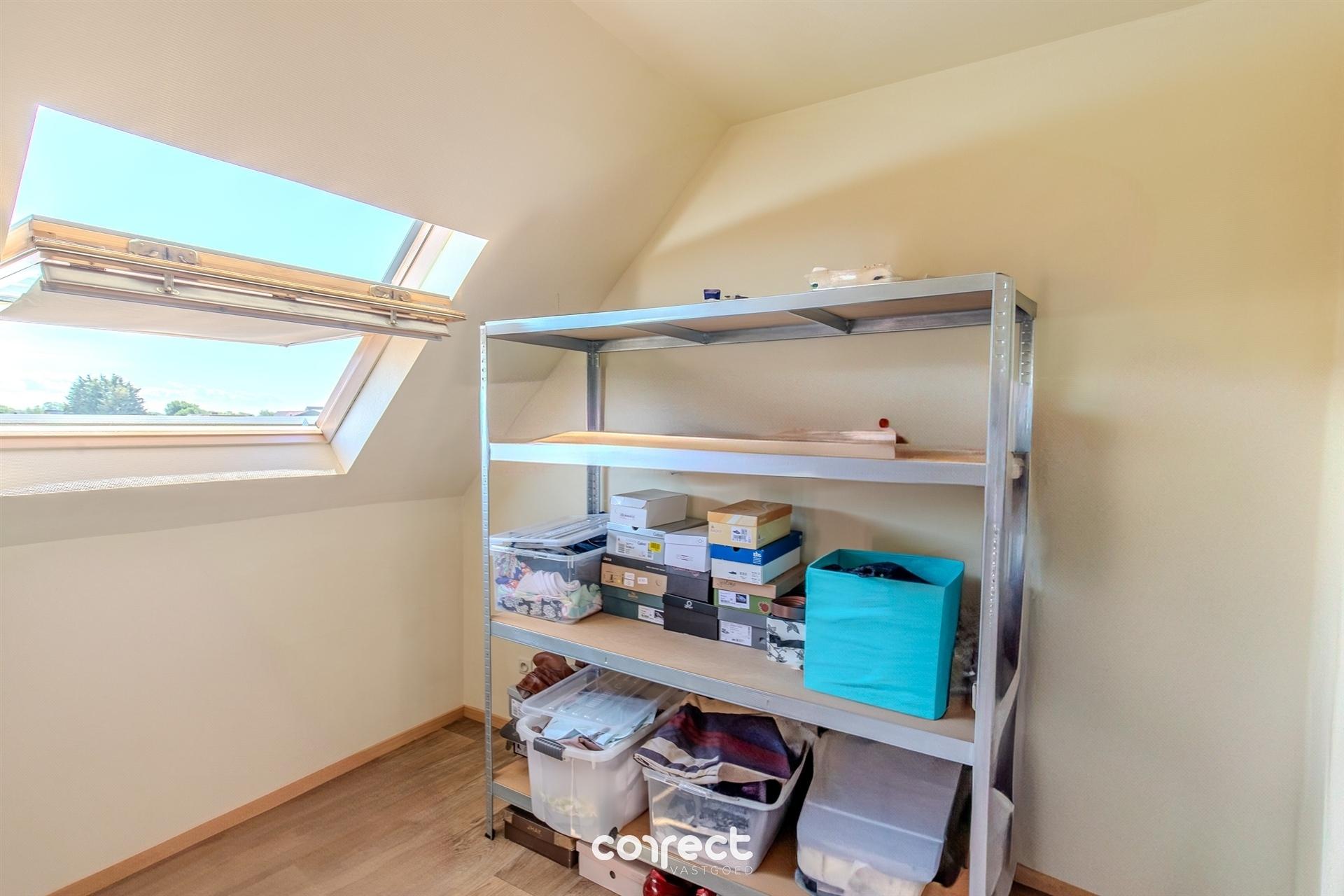 Ruim en energiezuinig duplex appartement Adinkerke foto 18