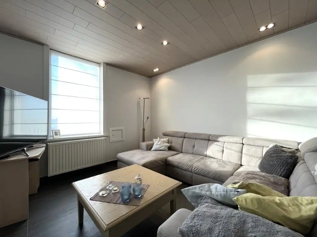 Ledegem - Instapklare halfopen woning foto 4