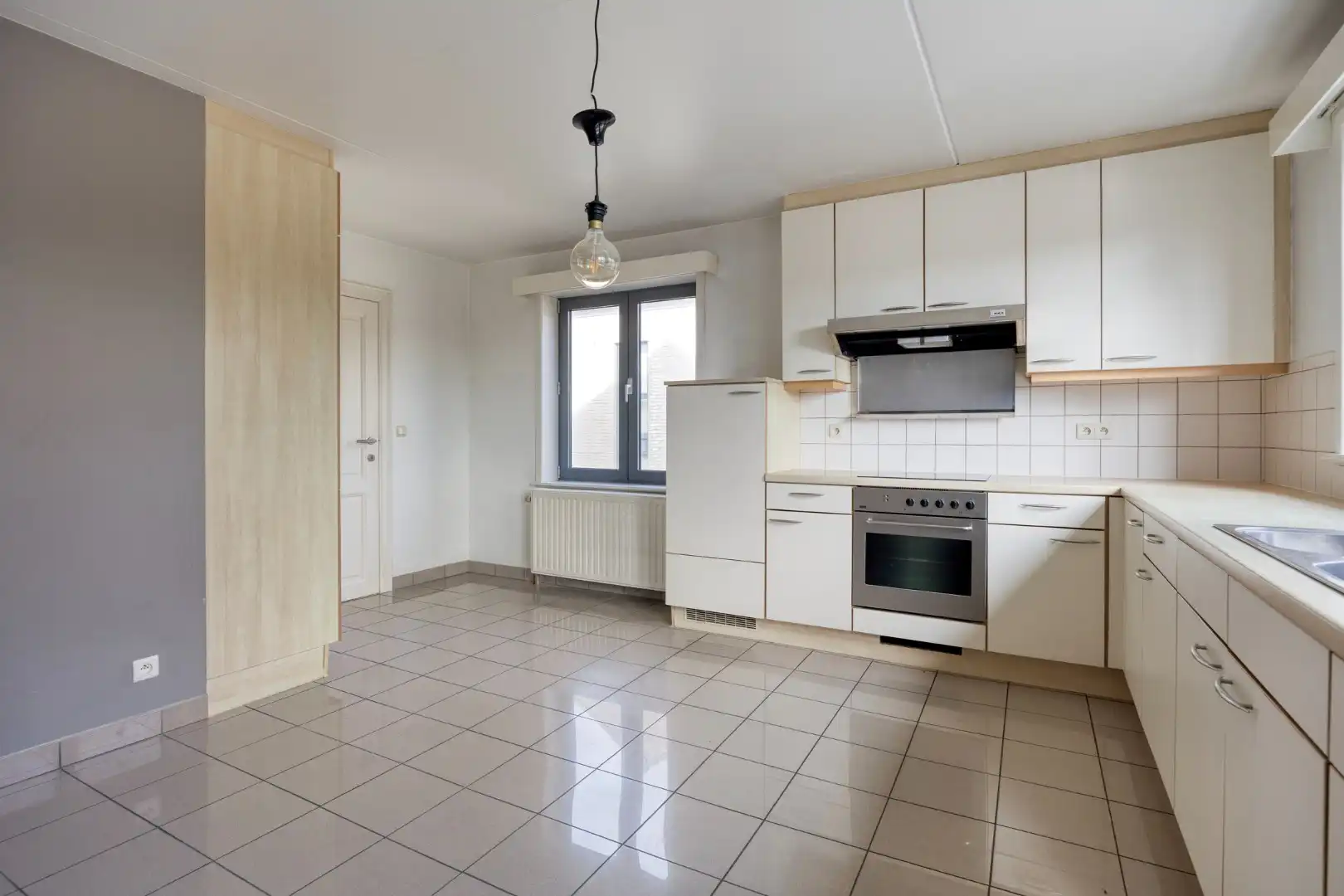 Gebouw met 4 appartementen foto 24