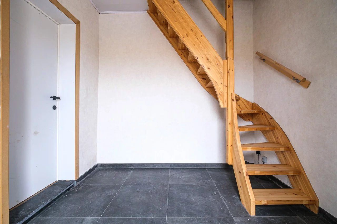 Verzorgde woning met drie slaapkamers foto 2