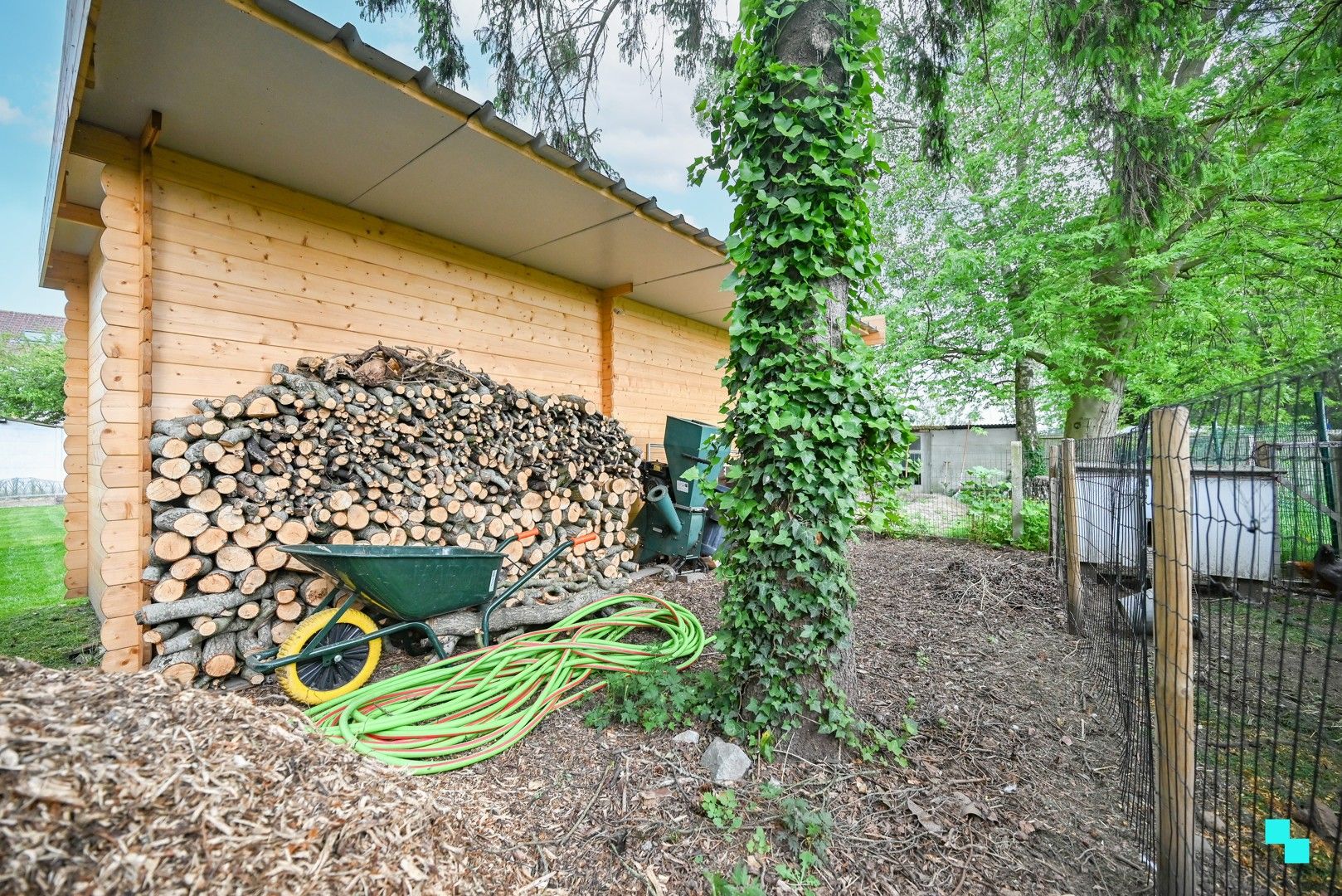 Charmante gerenoveerde woning te Harelbeke foto 31