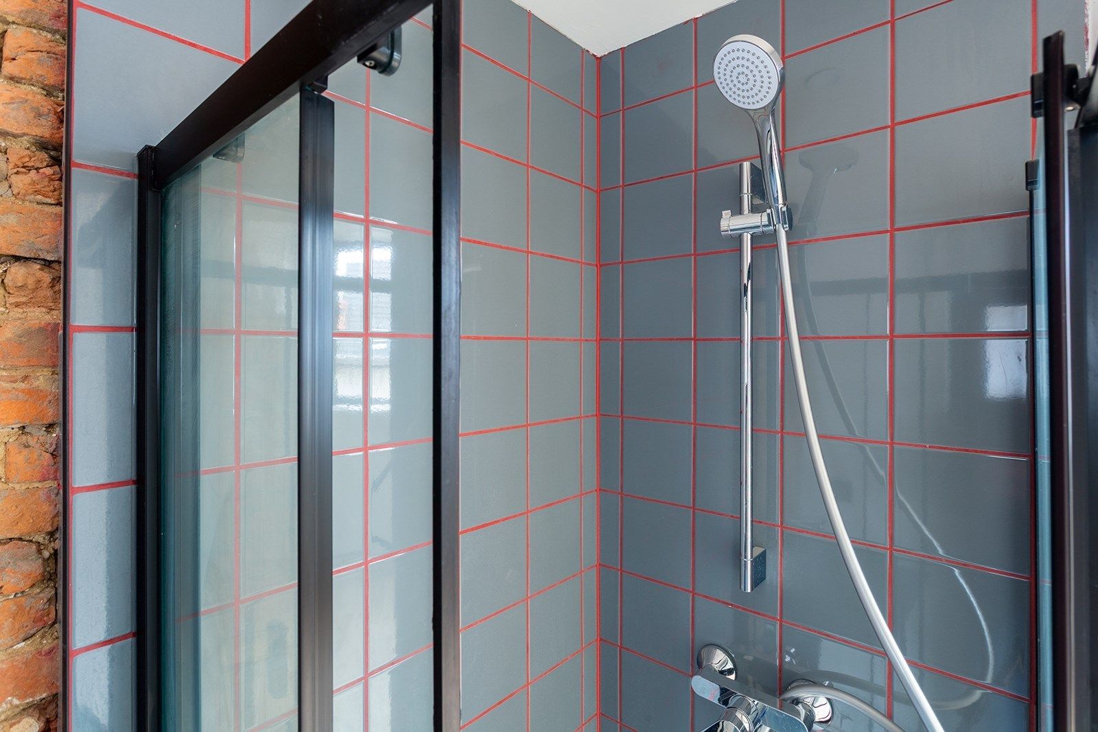 Instapklaar dakappartement op een zuchtje van Park Spoor Noord foto 23