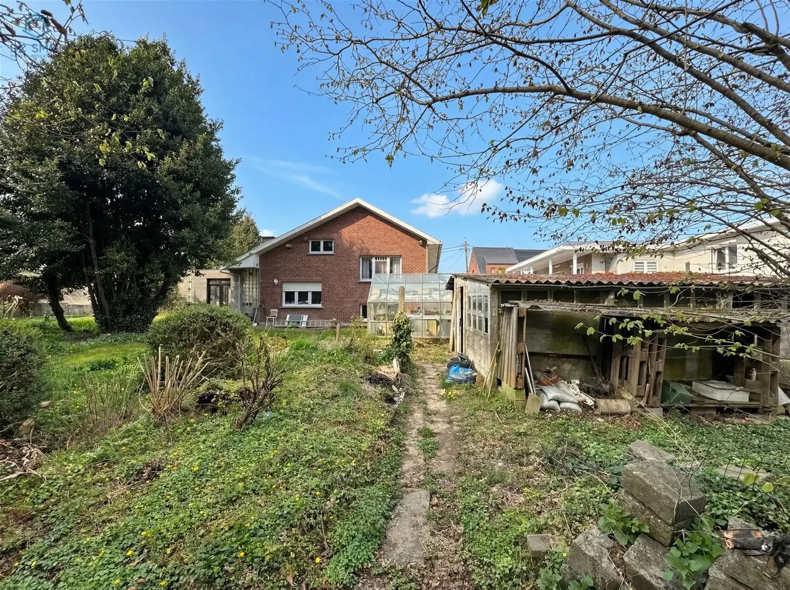 Rustig gelegen open bebouwing met tuin foto 4