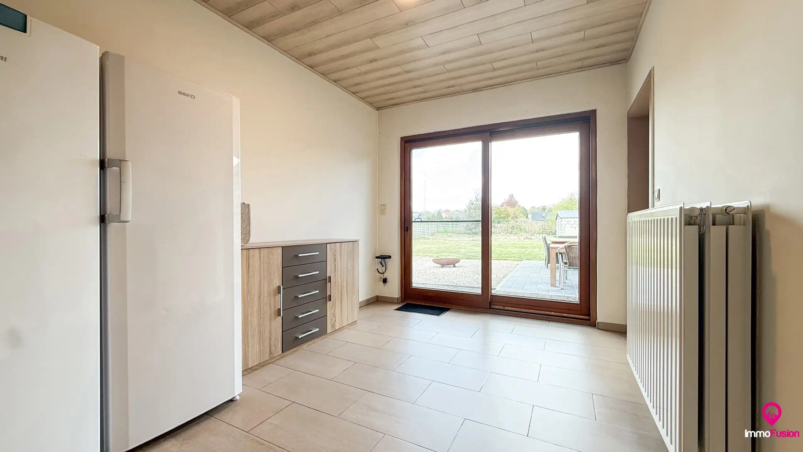 Charmante woning met 5 slaapkamers op een ruim perceel foto 18