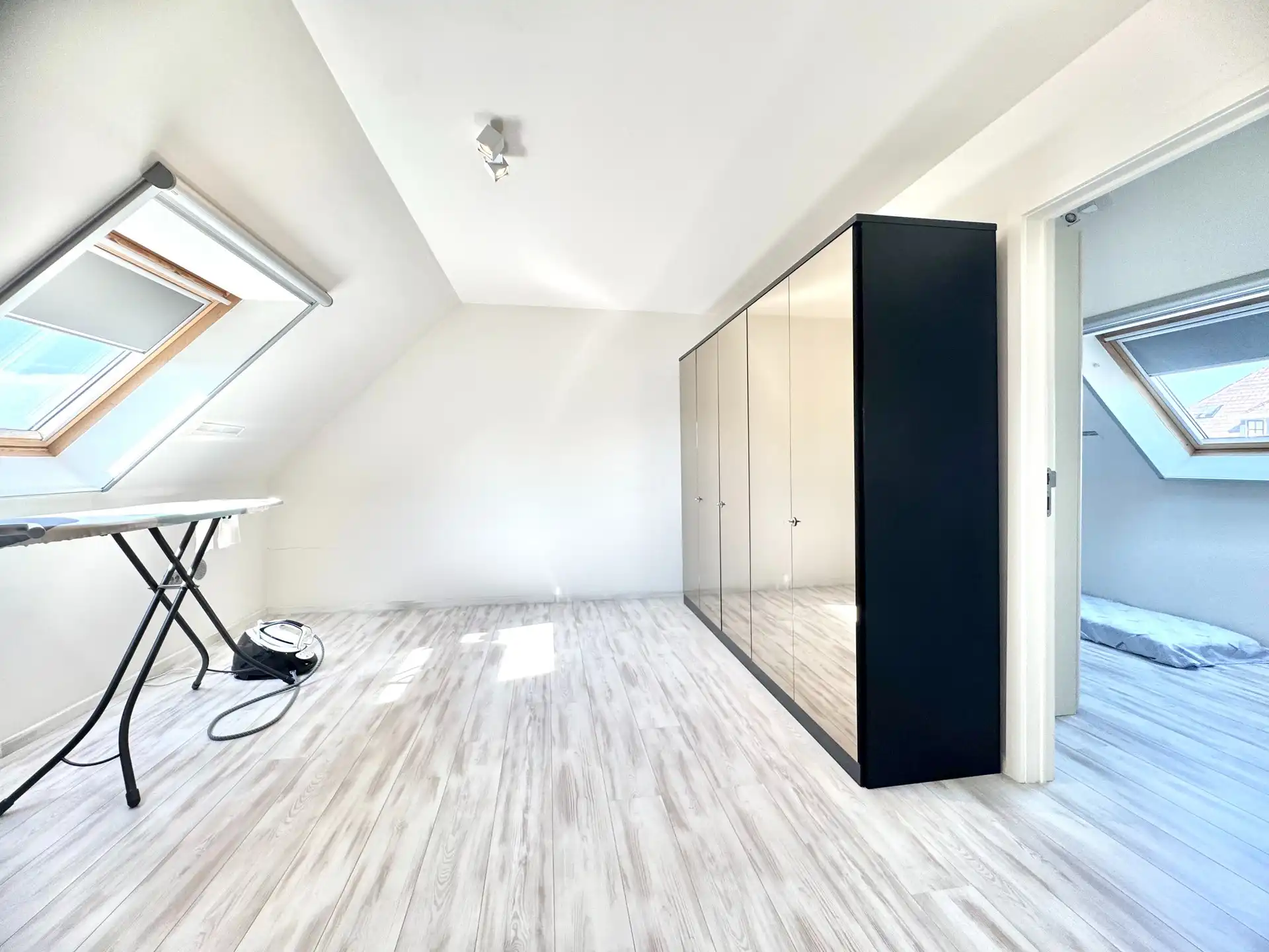 MAGAZIJN-CONSTRUCTIEHAL | KANTOOR | TRIPLEX APPARTEMENT | 1.147 M² foto 33