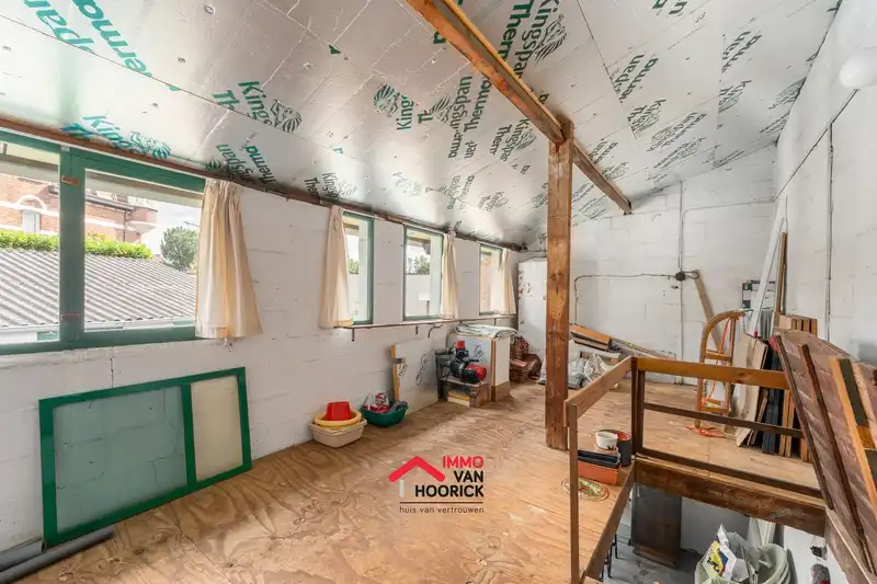 Charmante Open Bebouwing - 4 slpkmrs, ruime oprit en meer dan 150 m² opslagruimte! foto 16