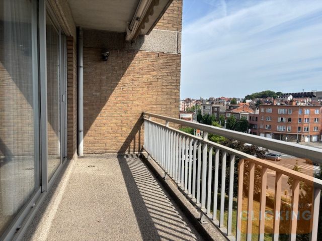 Leuk 2 slaapkamer appartement met zonnig terras foto 29