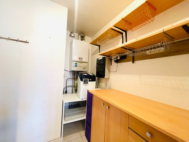 Centraal gelegen appartement met 2 slaapkamers foto 5