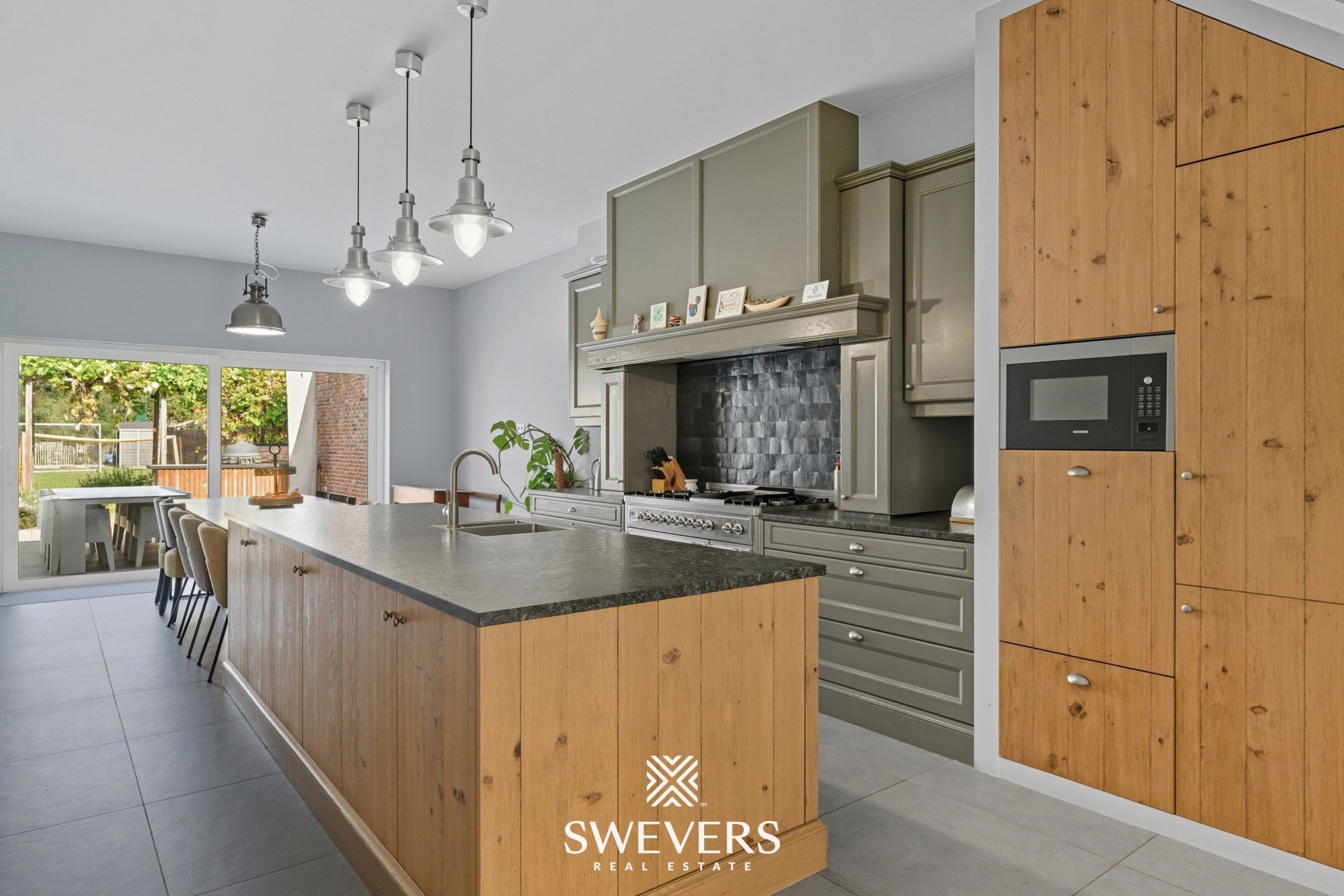 Instapklare charmevolle woning met moderne luxe in het hart van Leopoldsburg foto 8