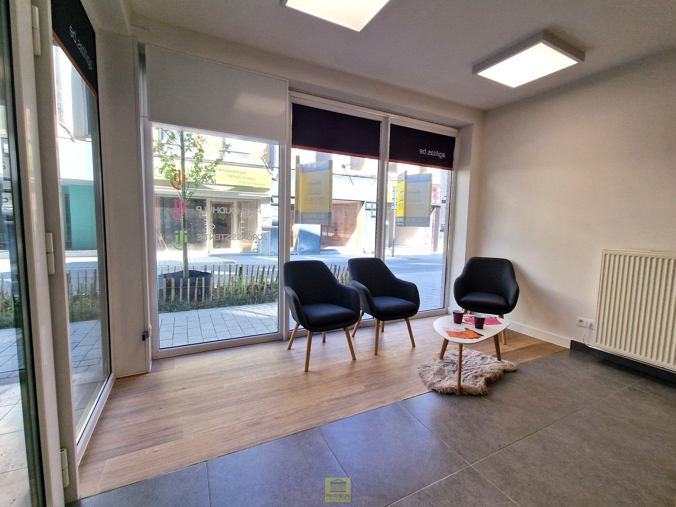 Instapklaar handelspand te huur in het bruisende centrum van Ninove foto 2