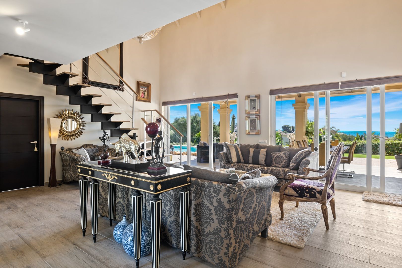 SCHITTEREND GELEGEN VILLA NAAST CABOPINO GOLF foto 8