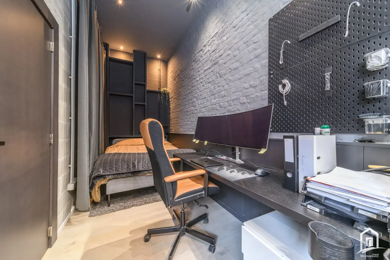 Unieke loftwoning met inpandige garage foto 27