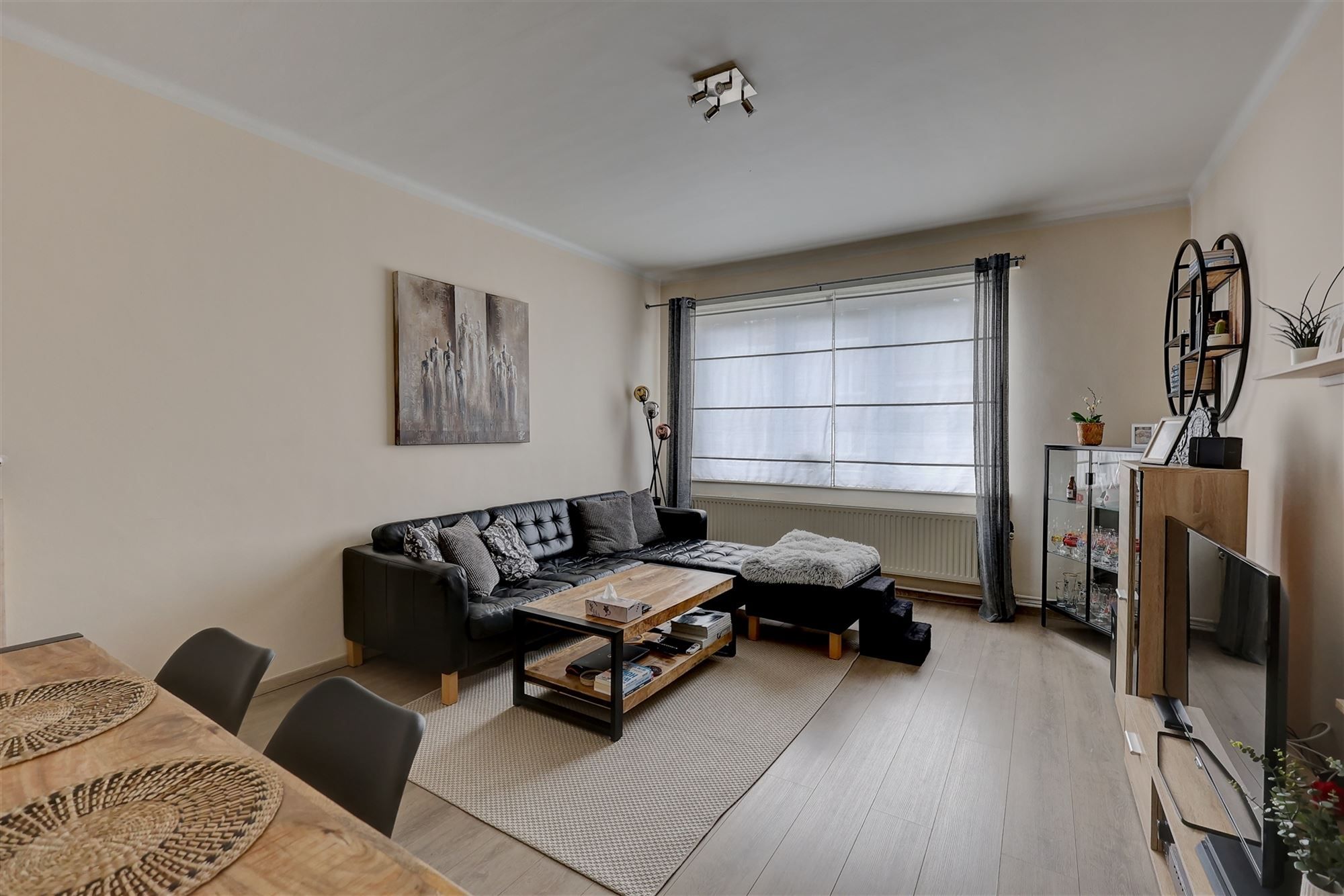Gezellig appartement met 3 slaapkamers op een ideale locatie in Antwerpen foto {{pictureIndex}}