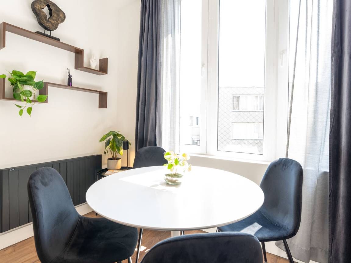 Instapklaar één slaapkamer appartement vlakbij het strand foto 5