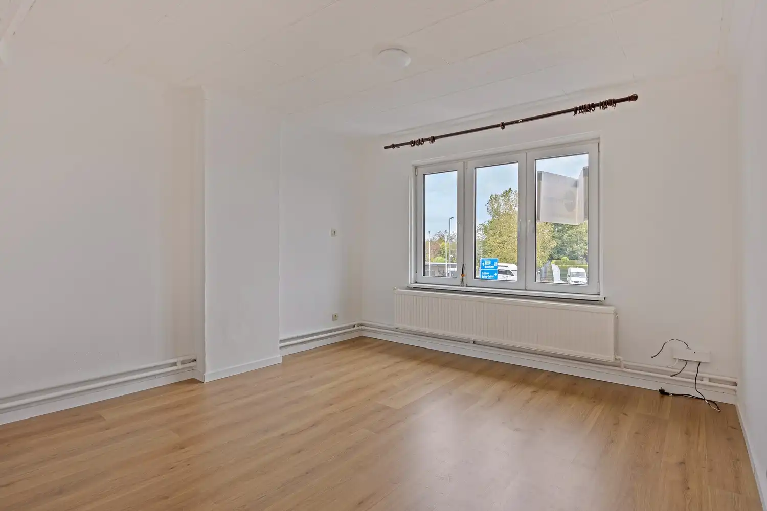 Opbrengsteigendom te koop in  Rekem, Lanaken! foto 7