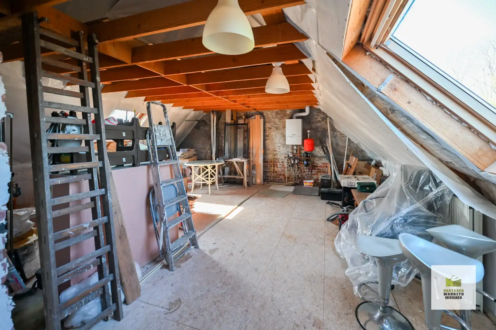 Woning met 3 slaapkamers, zuidgerichte tuin en garage in het hart van Oedelem foto 19