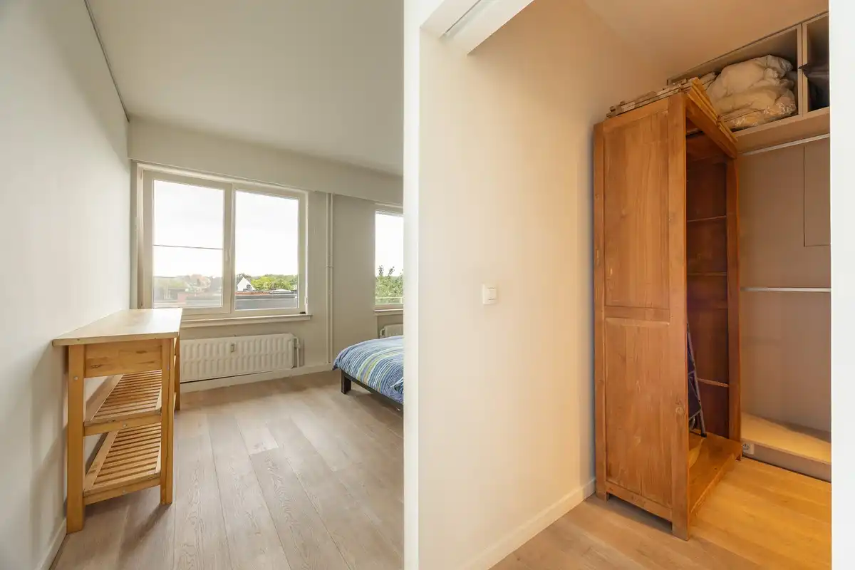 Zeer ruim en lichtrijk appartement te koop foto 19