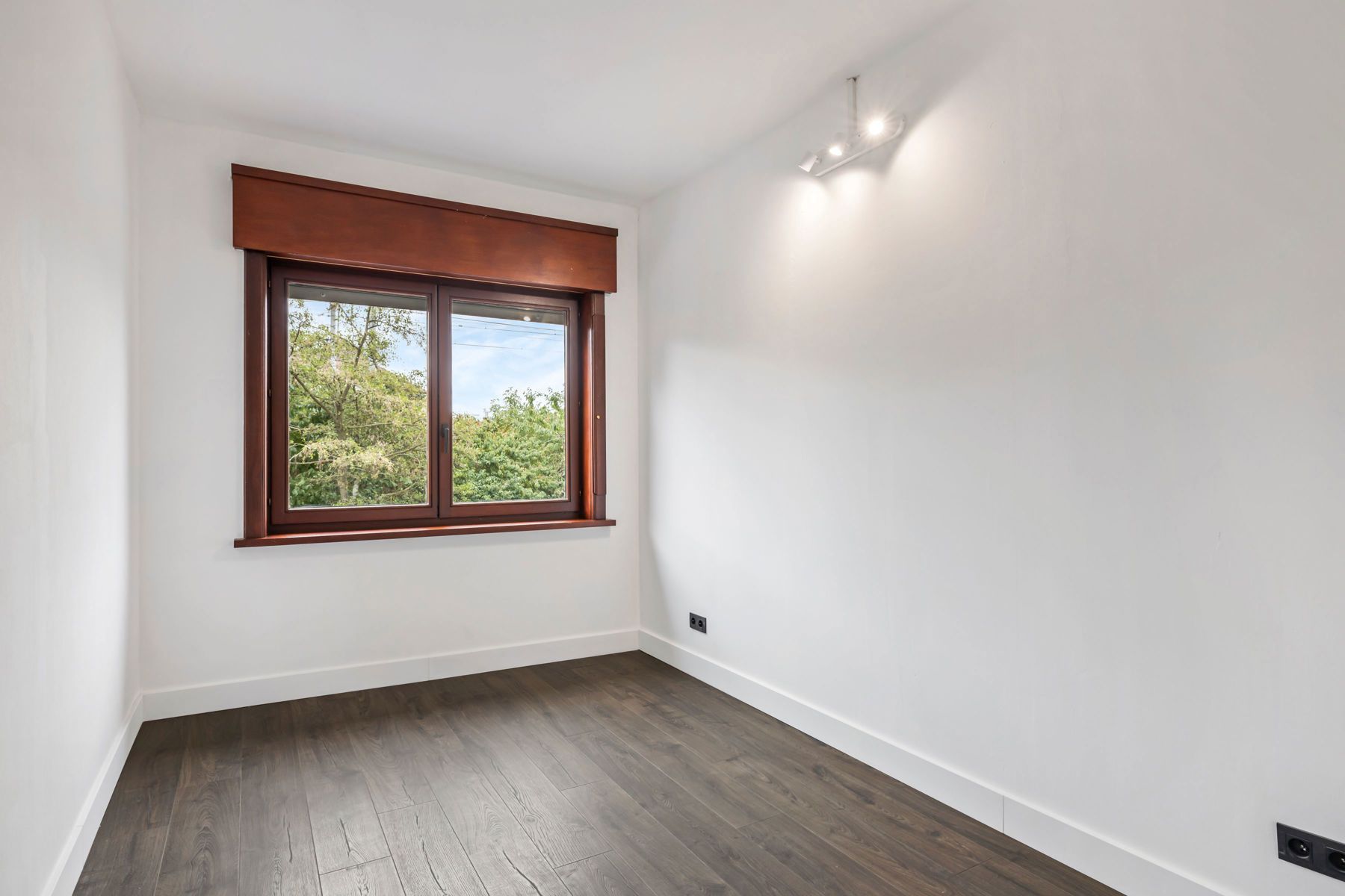 Stijlvolle, energiezuinige woning in hartje Kortrijk foto 16