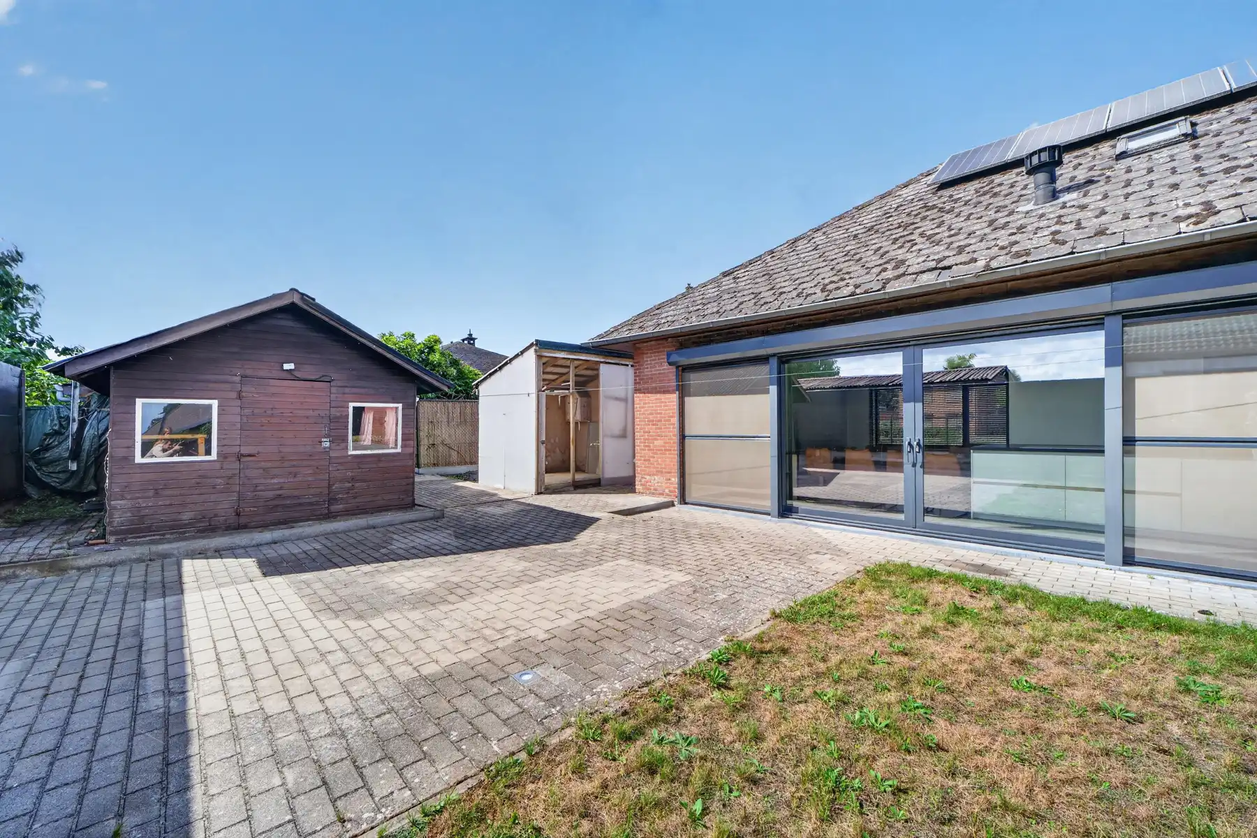 Instapklare, volledig gerenoveerde woning met 3 slaapkamers in een rustige omgeving foto 23