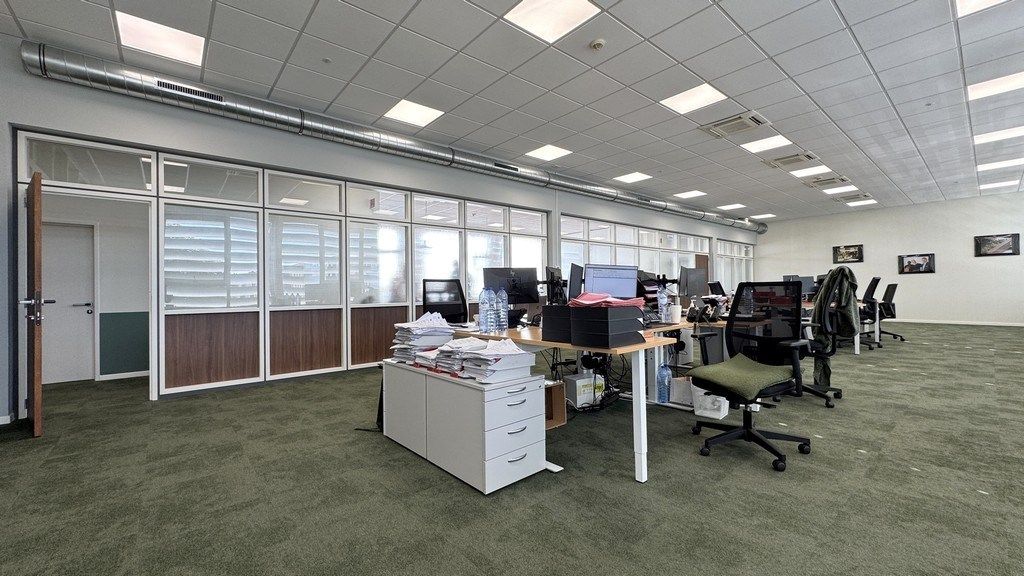 Mooi instapklaar kantoor te huur in Ceka Center Antwerpen foto 11