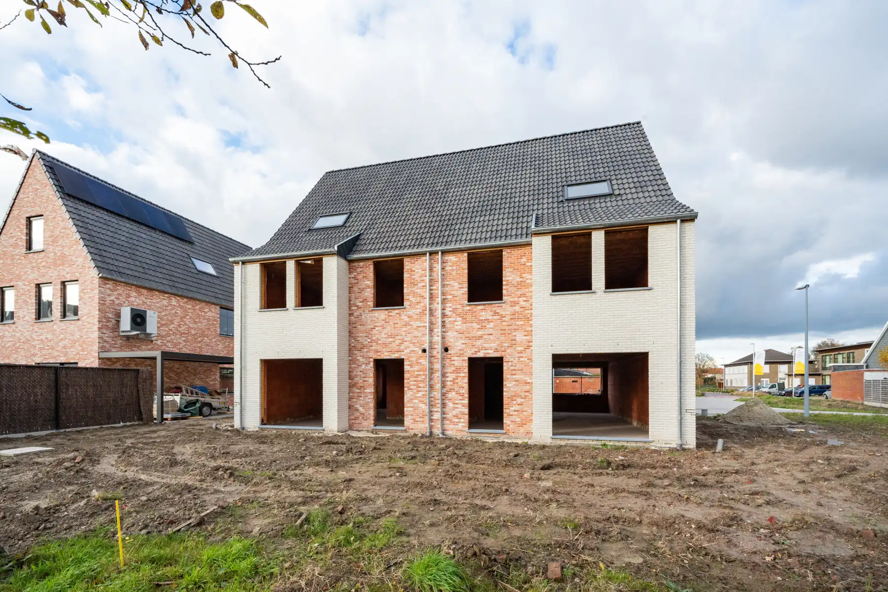 Landelijke, halfopen woning foto 8